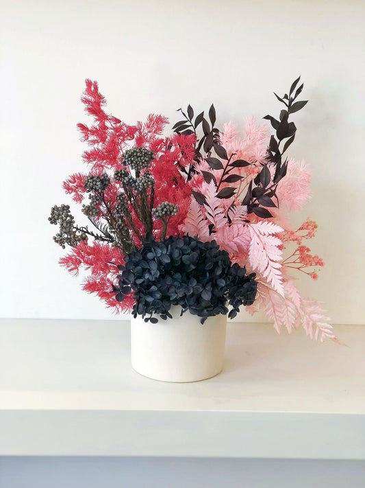 Blackpink Dried Flower Arrangement(Incl vase)