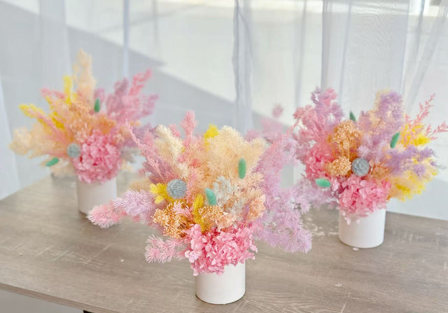 Wonderland in Vase