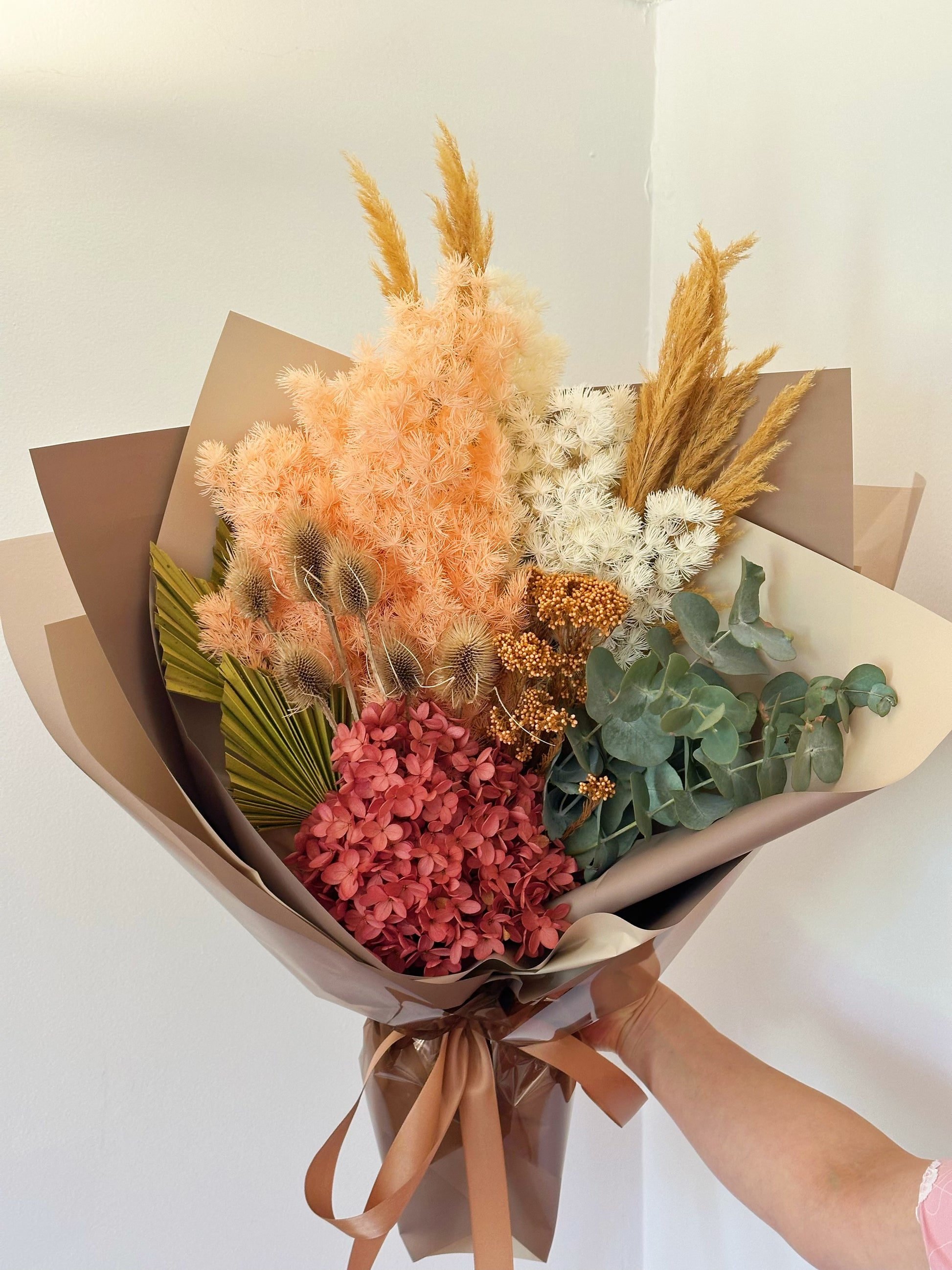 Hola Dried Flower Bouquet with Fan Palm, Millet Grass, Hydrangea, Eucalyptus & Pampas Grass – Melbourne Same Day Delivery | Pisces Flower